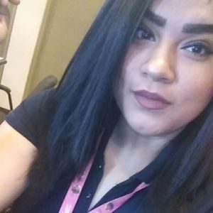 Meet your Posher, Celia